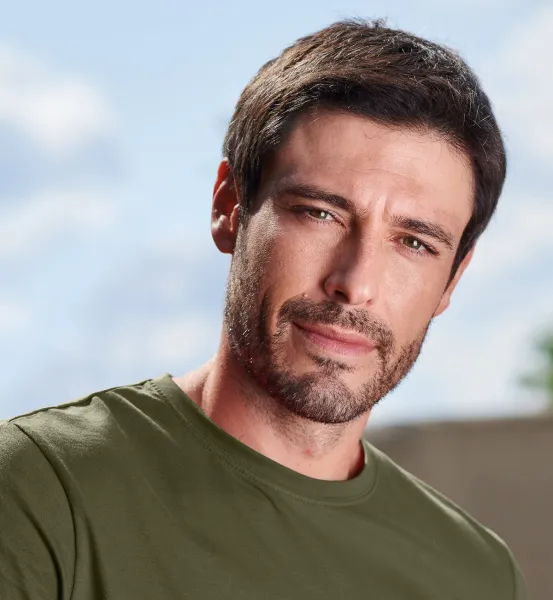 Meeste lihtne T-särk - Klassikaline ümar kaelus