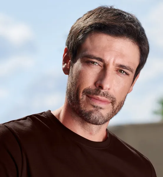 Meeste lihtne T-särk - Klassikaline ümar kaelus