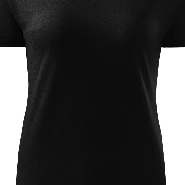 Naiste klassikaline T-särk - Õrnalt kitsenev lõige