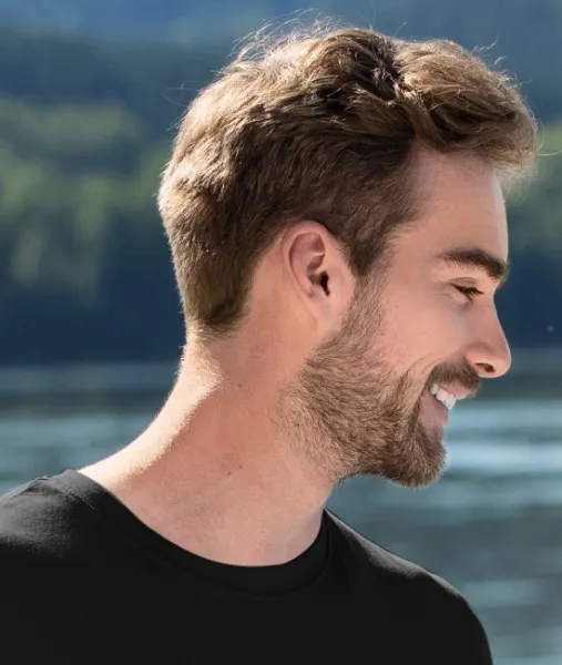 Meeste moodne T-särk - Klassikaline ümar kaelus