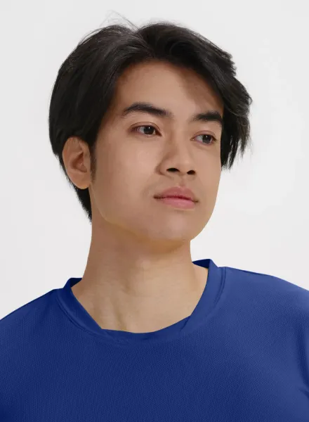 Asümmeetrilise kaelusega T-särk - Huvitav asümmeetriline krae